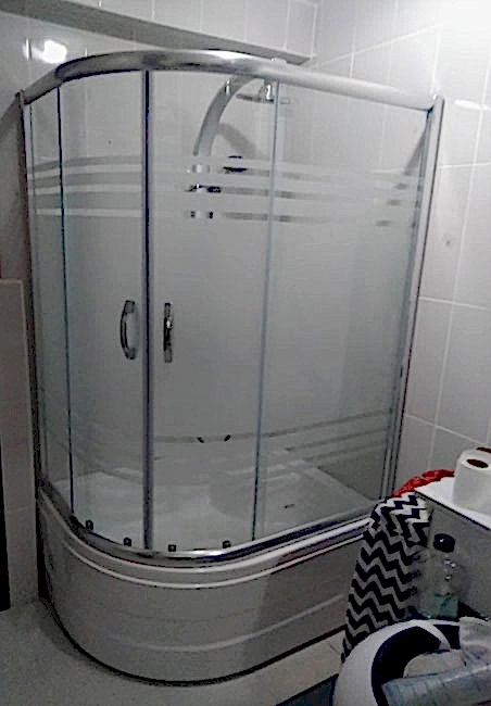 Duşakabin, duşakabin imalatı, duşakabinci, duşakabin tamiri, cam duşakabin, küvet üstü duşakabin, mika duşakabin, tekne üstü duşakabin, oval duşakabin, pendik